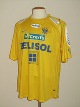 Load image into Gallery viewer, Sint-Truiden VV 2005-06 Home shirt XL *light damage*