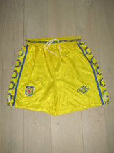 Load image into Gallery viewer, KSK Beveren 1999-00 Home short XL