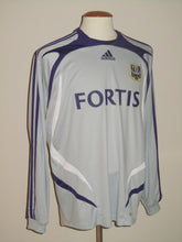 Load image into Gallery viewer, RSC Anderlecht 2007-08 Away shirt L #12 Thomas Chatelle *signed*