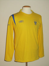 Load image into Gallery viewer, Sint-Truiden VV 2006-07 Home shirt L/S M #16